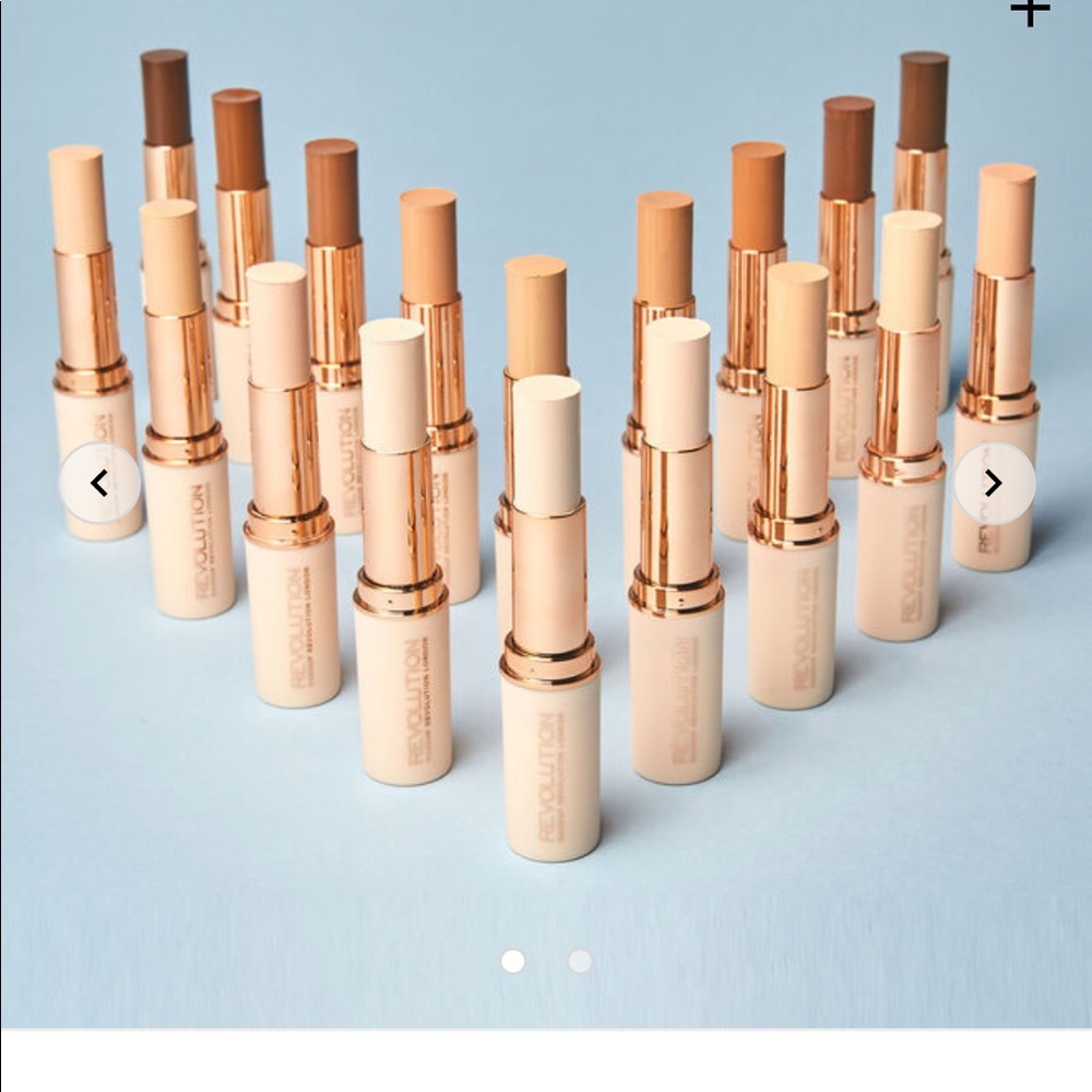 🎈3 for $30! Makeup Revolution UK Fast Base Stick Foundation BNIB
